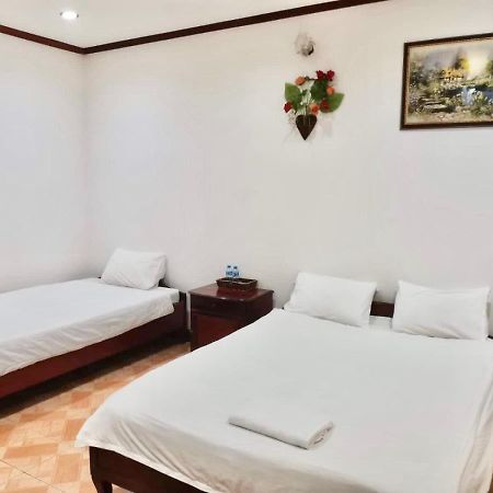 Mina Hotel Vientiane Buitenkant foto