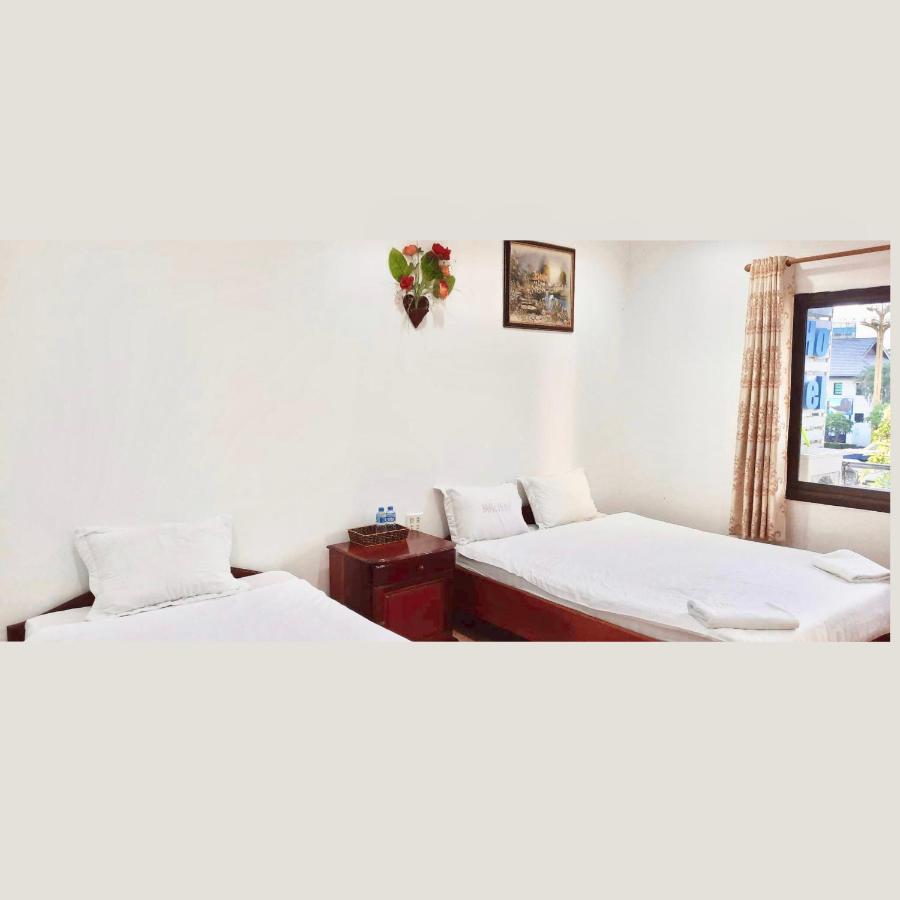 Mina Hotel Vientiane Buitenkant foto