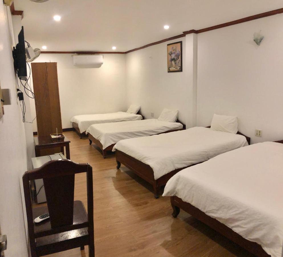 Mina Hotel Vientiane Buitenkant foto